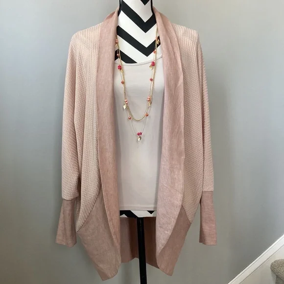 Doe & Rae Vacay Cardigan - Picture 4 of 9